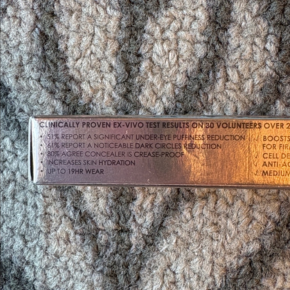BNIB Natasha Denona Hy-Glam Concealer in Shade R4 - Picture 5 of 6